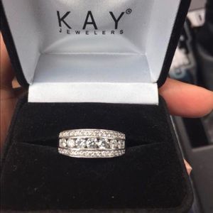 Women’s diamond wedding band